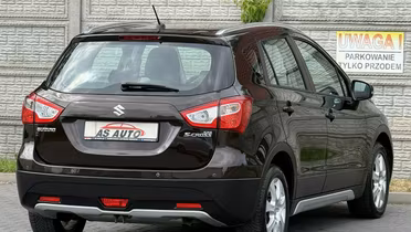 SUZUKI S-Cross