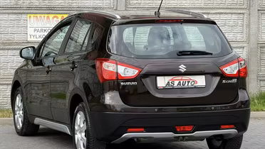 SUZUKI S-Cross