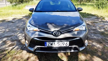 TOYOTA Avensis