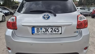 TOYOTA Auris