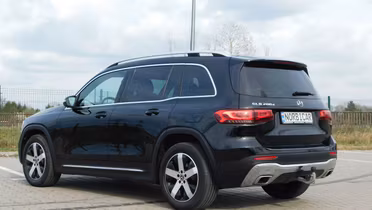 MERCEDES-BENZ GLB