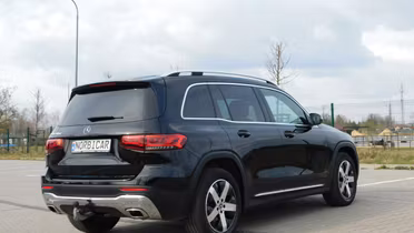 MERCEDES-BENZ GLB