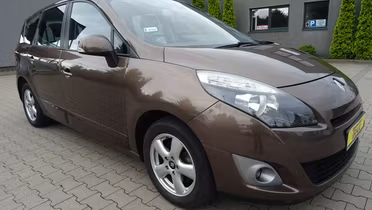 RENAULT Scenic