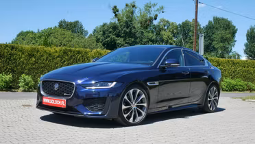 JAGUAR XE
