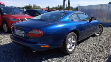 JAGUAR XK8