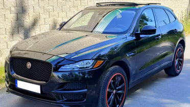 JAGUAR F-Pace