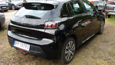 PEUGEOT 208