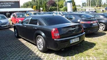 CHRYSLER 300