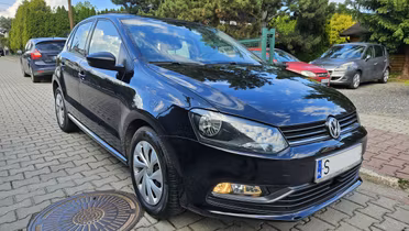 VOLKSWAGEN Polo