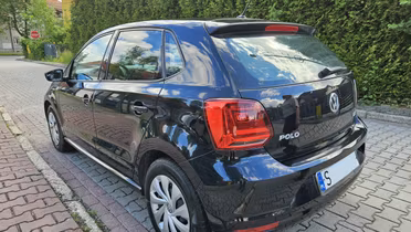 VOLKSWAGEN Polo