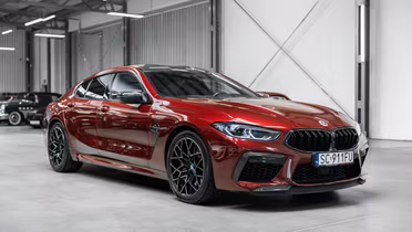BMW M8