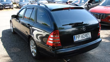 MERCEDES-BENZ C Klasa