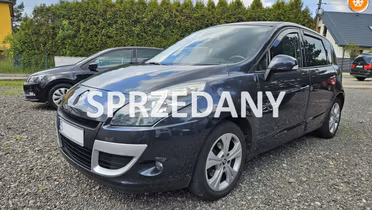 RENAULT Scenic
