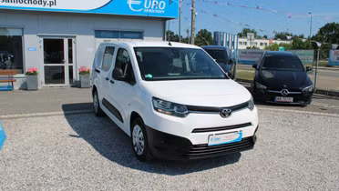 TOYOTA Proace City