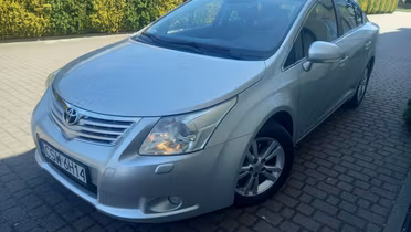 TOYOTA Avensis