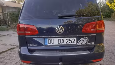 VOLKSWAGEN Touran