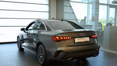AUDI A3 Limousine