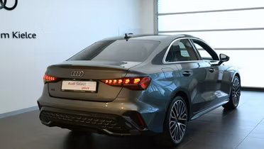 AUDI A3 Limousine