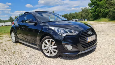 HYUNDAI Veloster