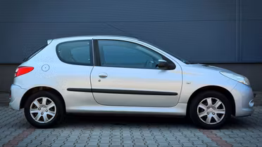 PEUGEOT 206+