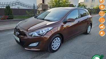HYUNDAI i30