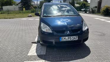 MITSUBISHI Colt
