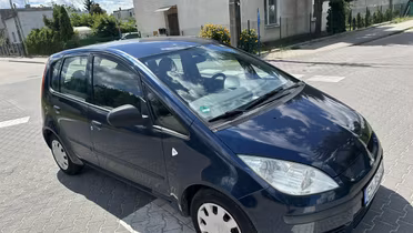 MITSUBISHI Colt