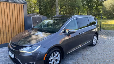 CHRYSLER Pacifica