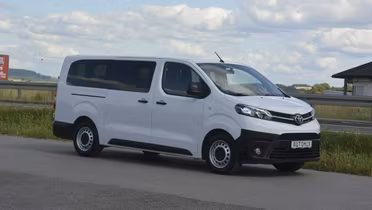 TOYOTA Proace