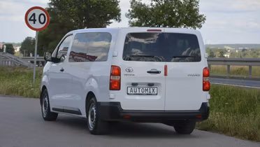 TOYOTA Proace