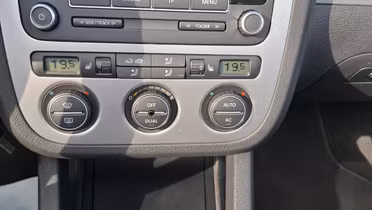 VOLKSWAGEN Eos