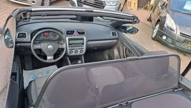 VOLKSWAGEN Eos