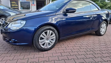 VOLKSWAGEN Eos