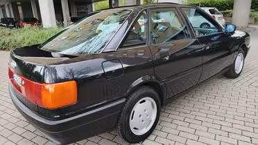 AUDI 80