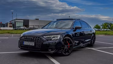 AUDI S8