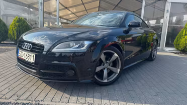 AUDI TT