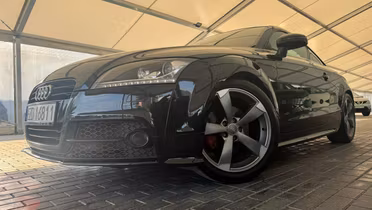 AUDI TT