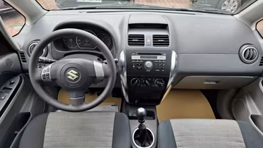 SUZUKI SX4