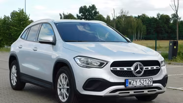 MERCEDES-BENZ GLA