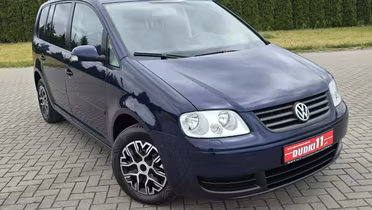 VOLKSWAGEN Touran