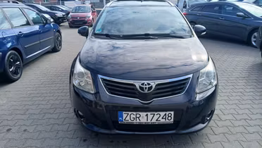 TOYOTA Avensis