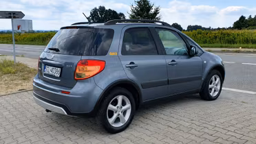SUZUKI SX4