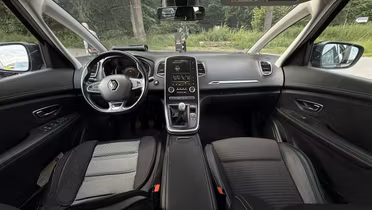 RENAULT Grand Scenic