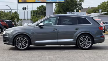 AUDI SQ7