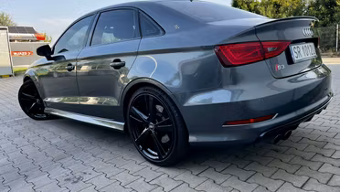 AUDI S3 Limousine
