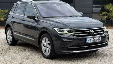 VOLKSWAGEN Tiguan
