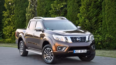 NISSAN Navara