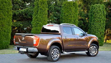NISSAN Navara