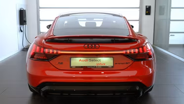 AUDI RS e-tron