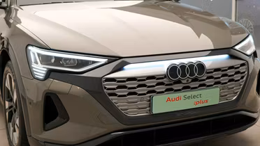 AUDI Q8 Sportback e-tron